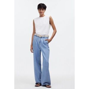 Madewell Top Women's Sz XXS White Structured Muscle Tee Shirt Shoulder Pads NWT